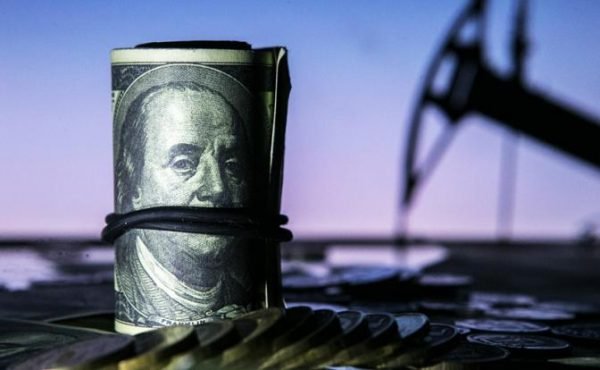 «Цена на нефть здесь ни при чём»: Махинации Роснефти «убивают» россиян