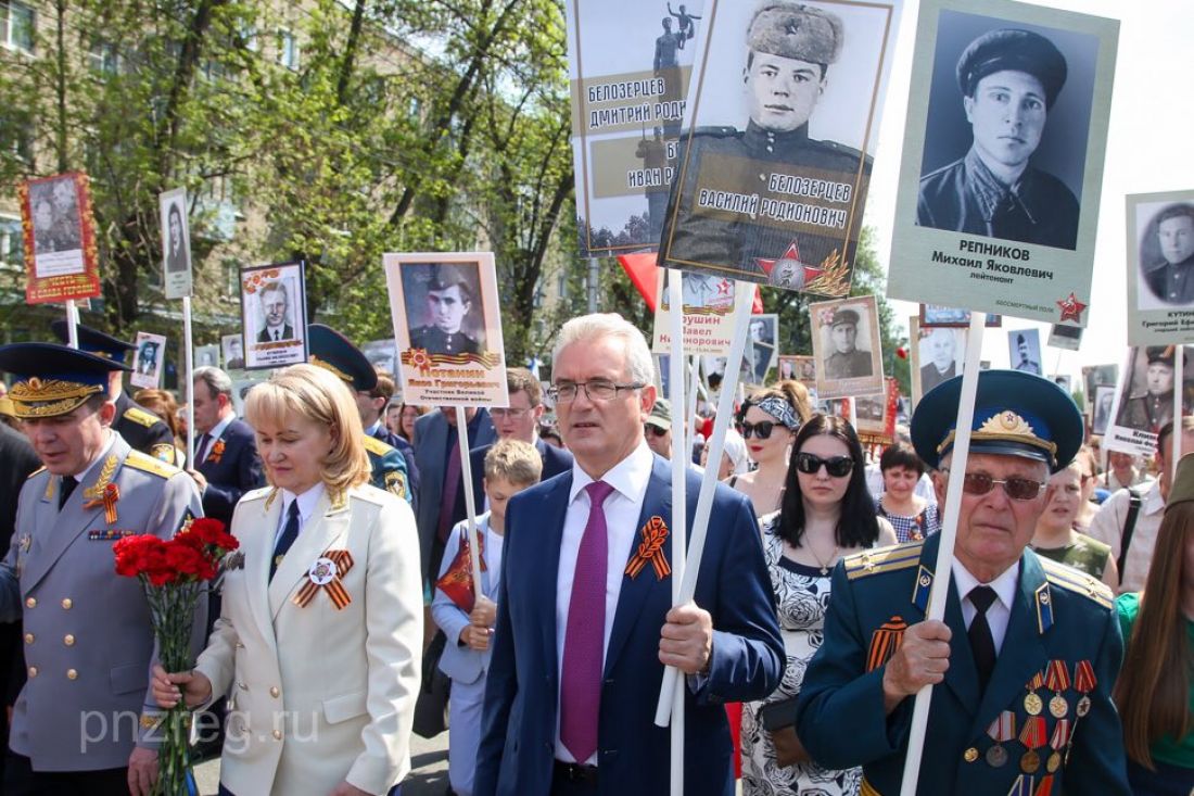 Иван Белозерцев поделился впечатлениями от участия в шествии «Бессмертного полка»